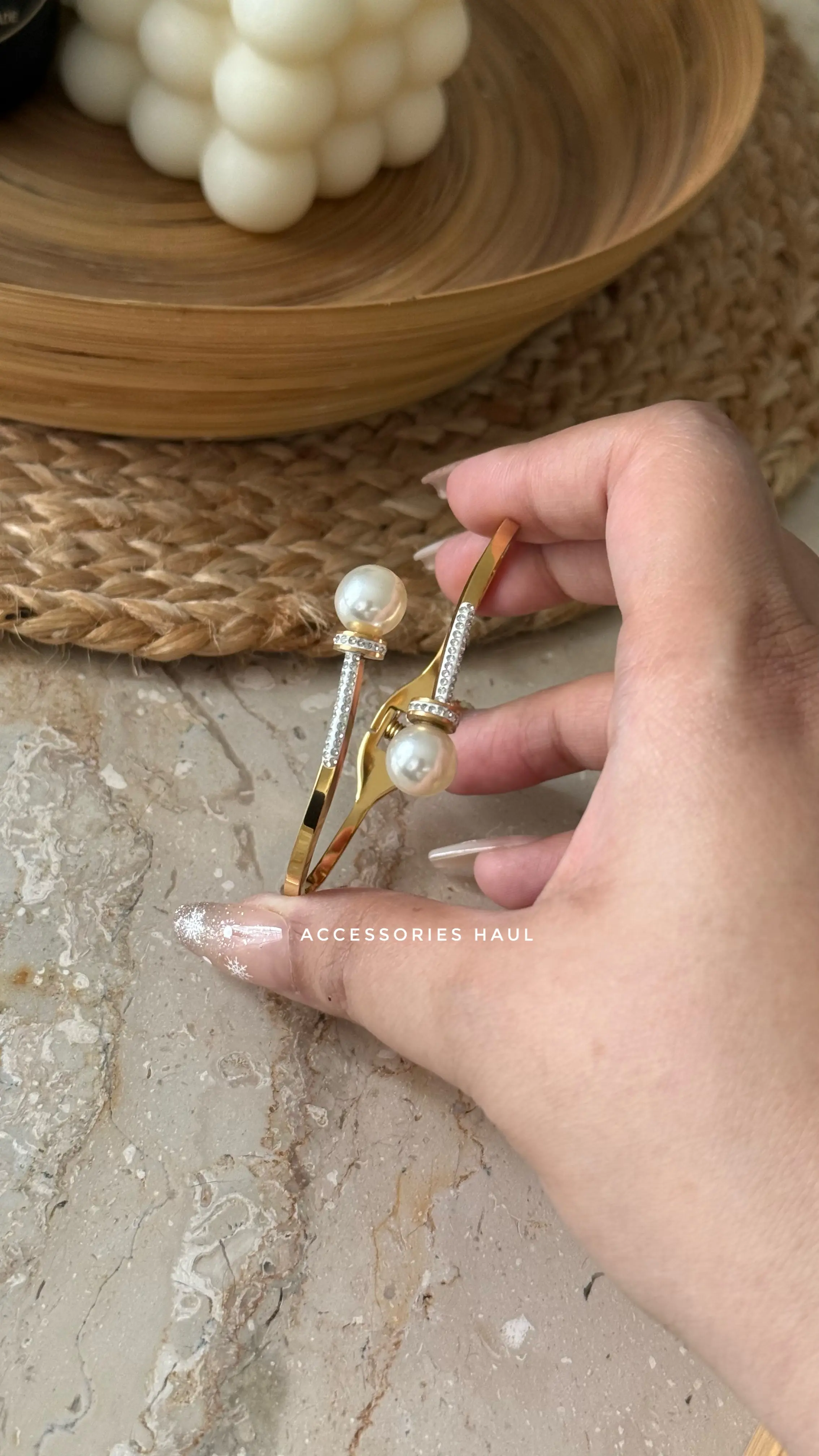 Nova Twist Bangle