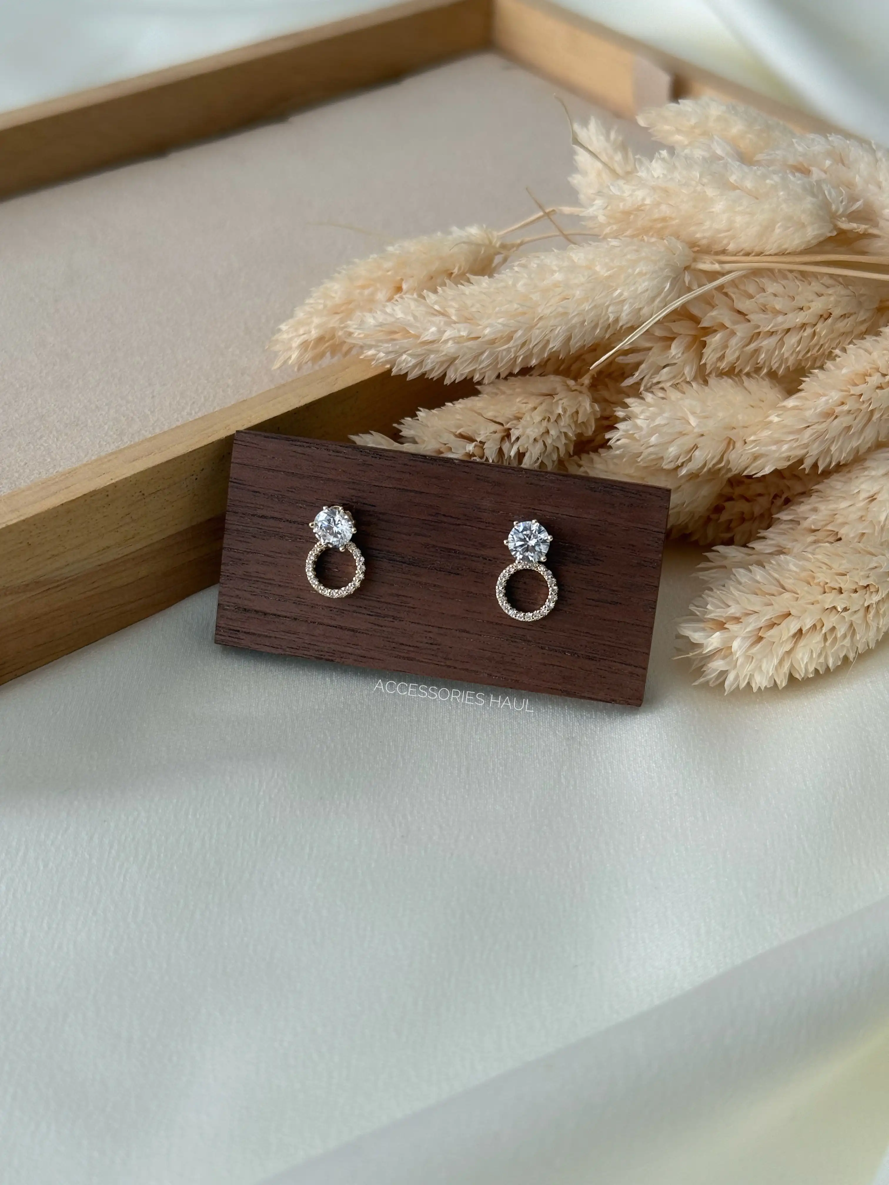 Zircon Earring - 0011