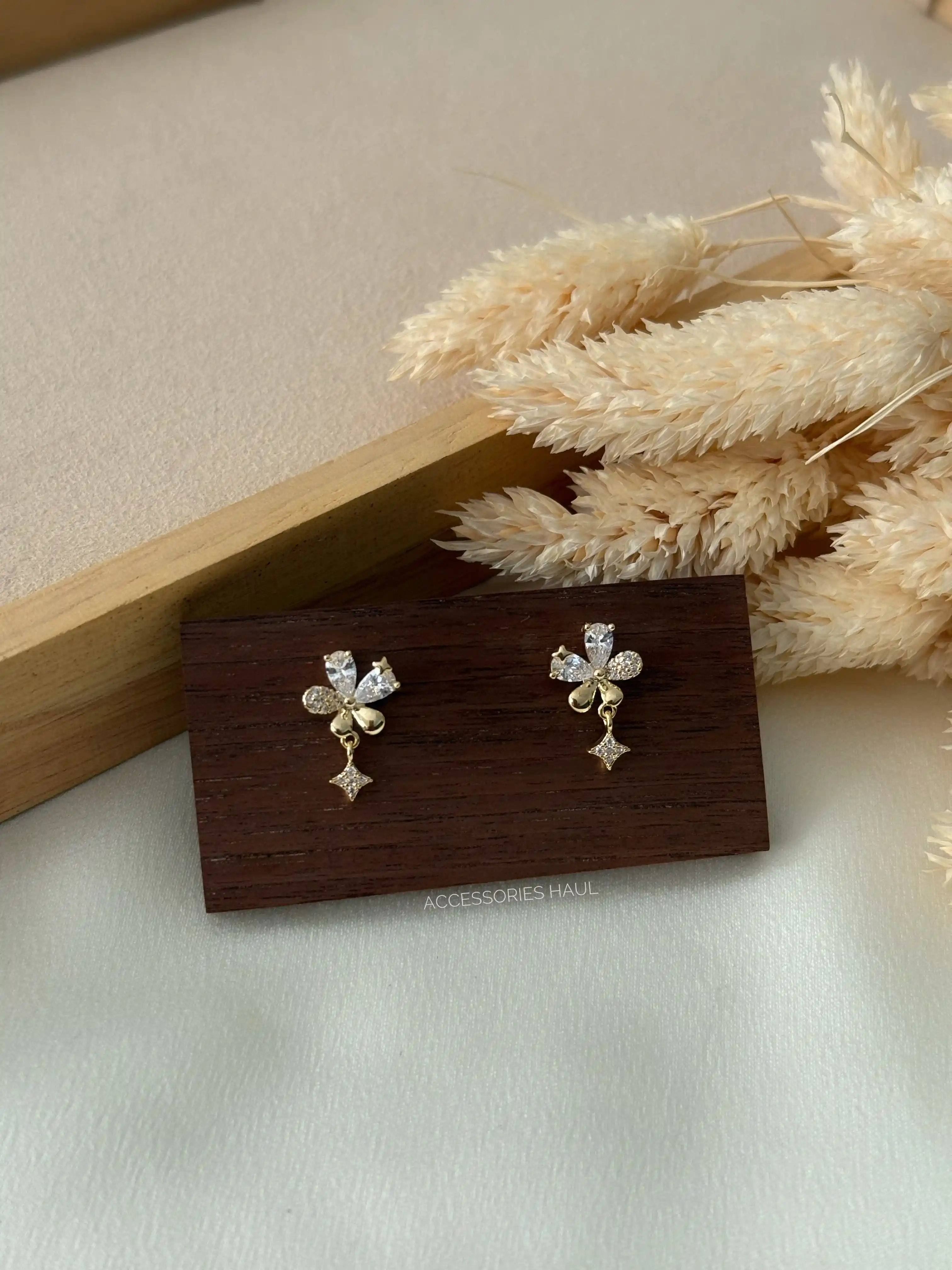 Zircon Earring - 0014