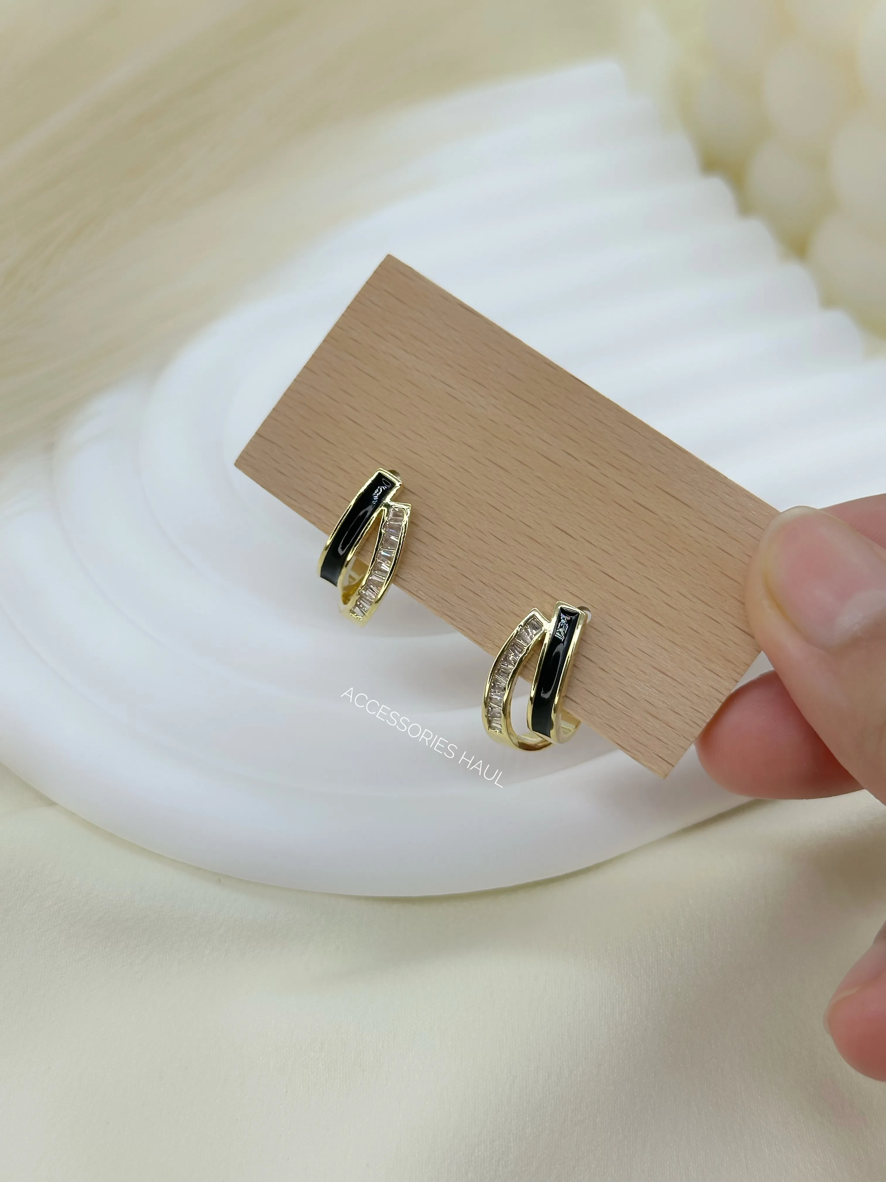 Zircon Earring - 002