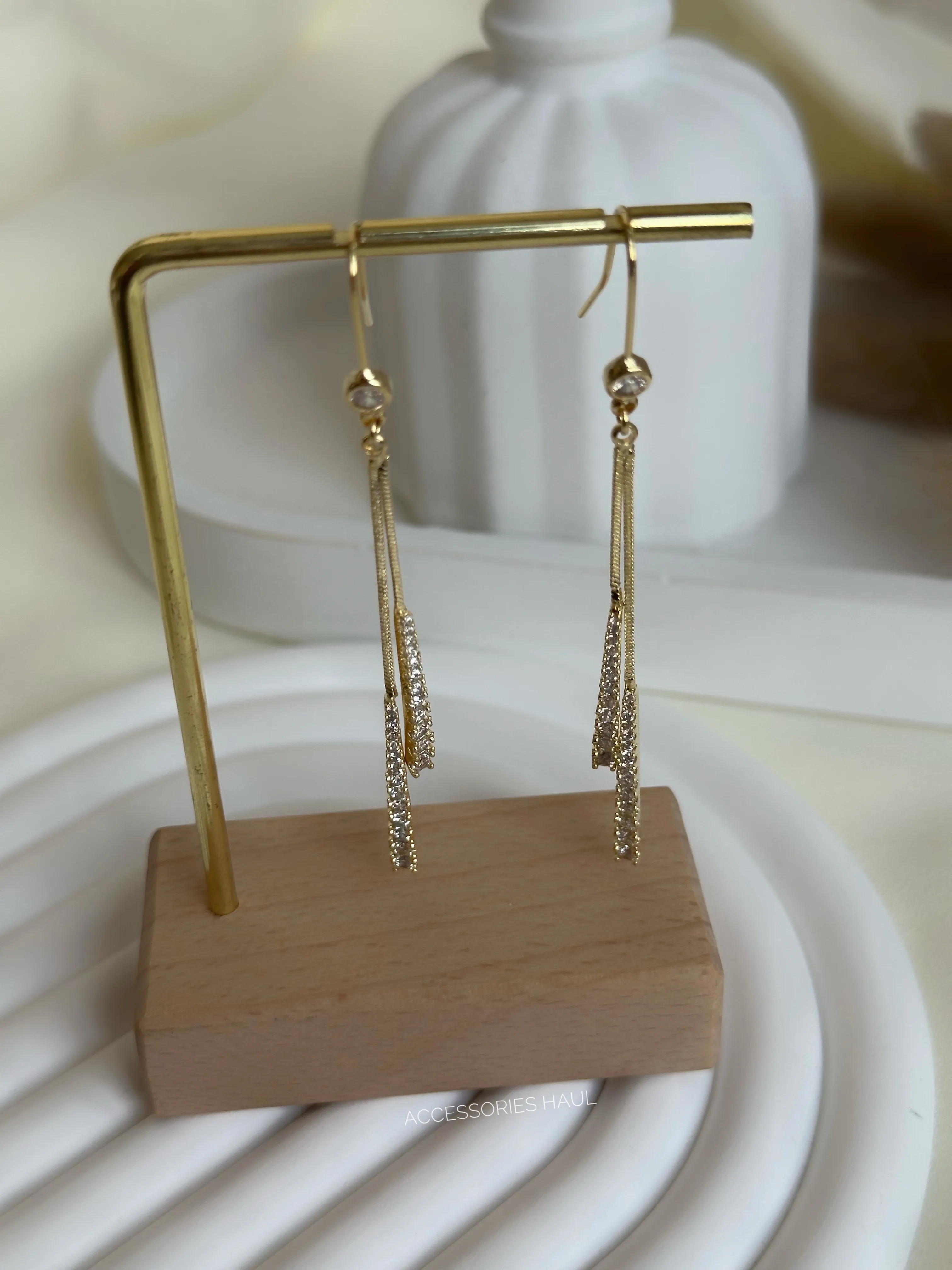Zircon Earring - 007