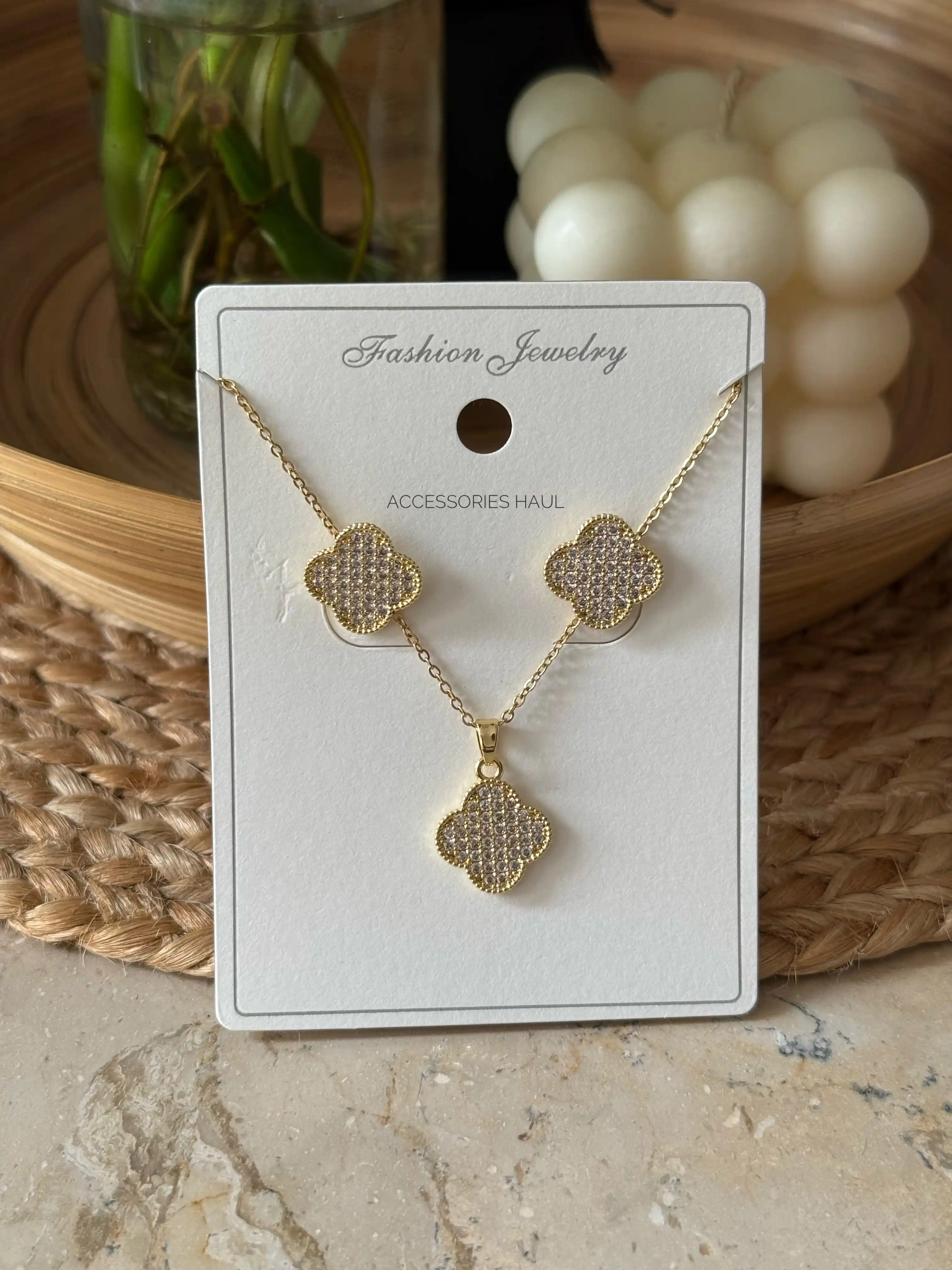 Clover Zircon Set