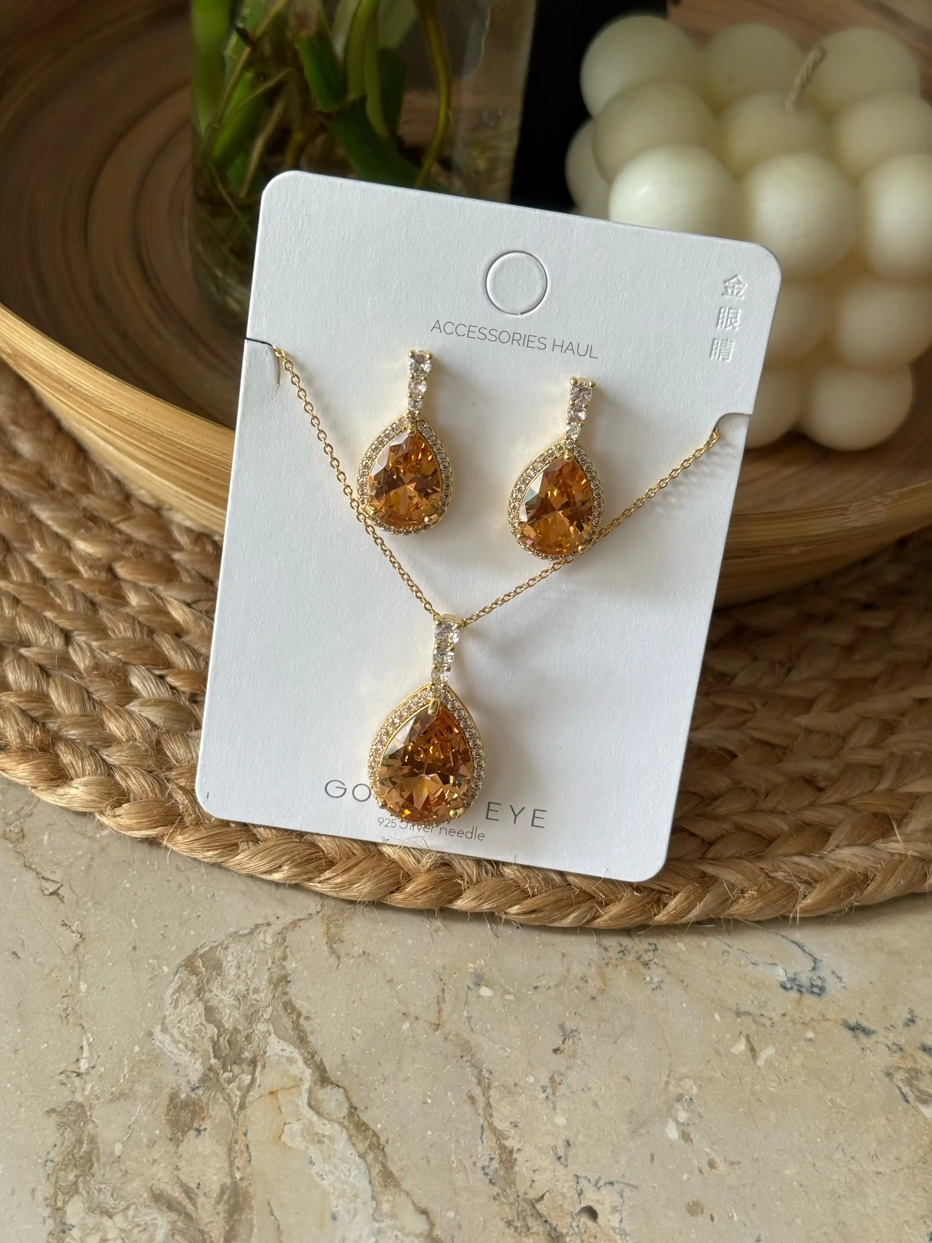 Etoile (Golden) Zircon Set