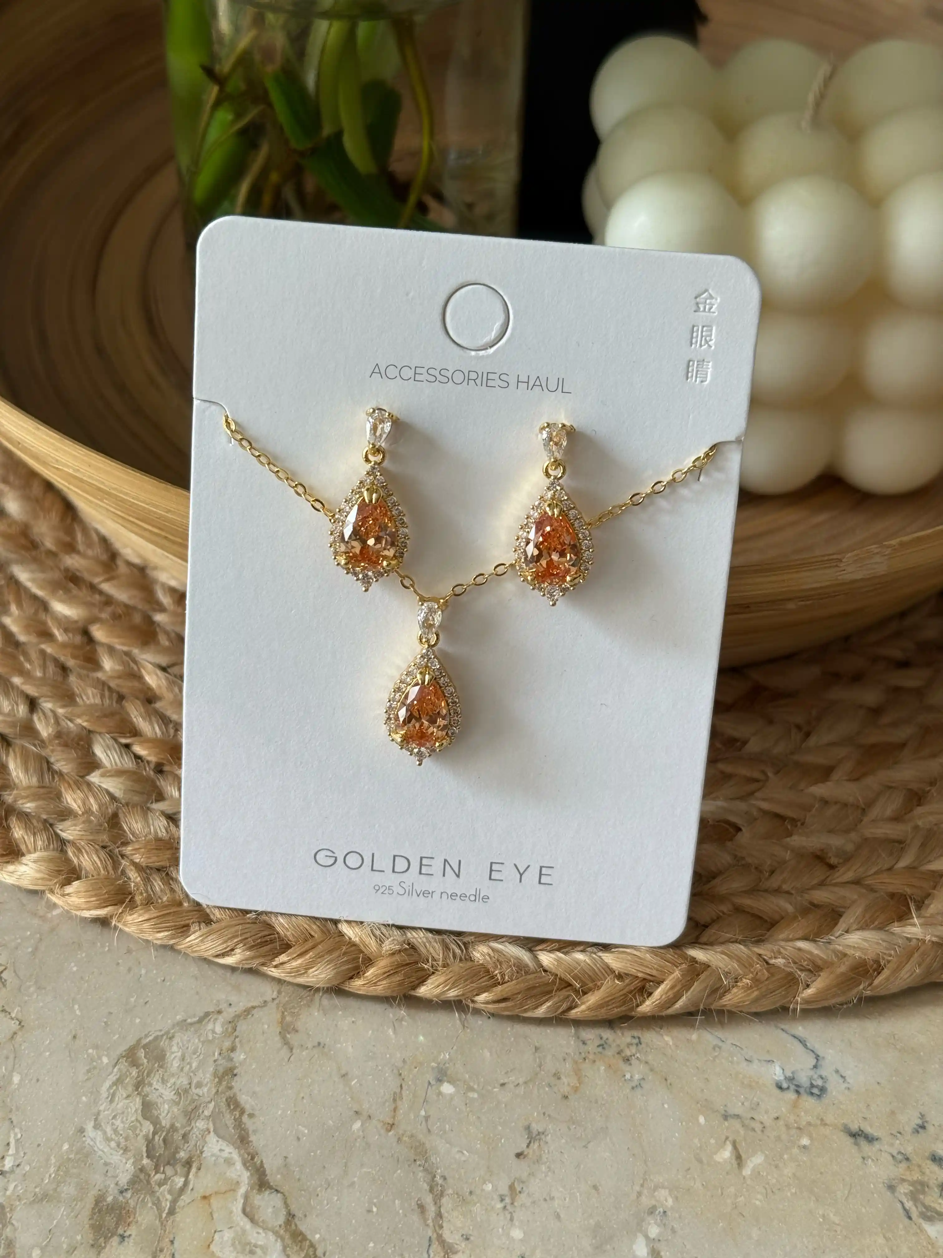 Roselle Zircon Set