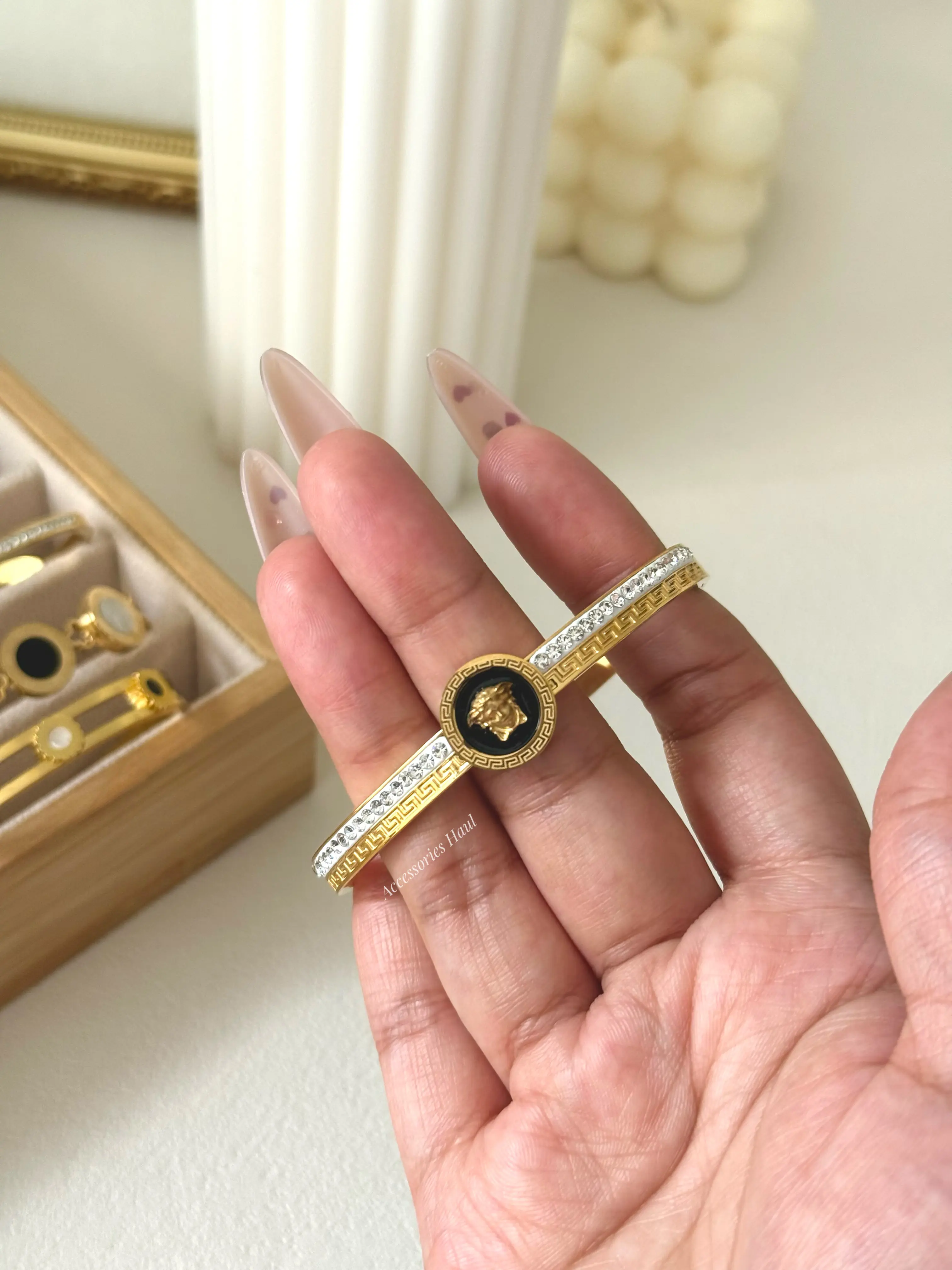3054 Bangle