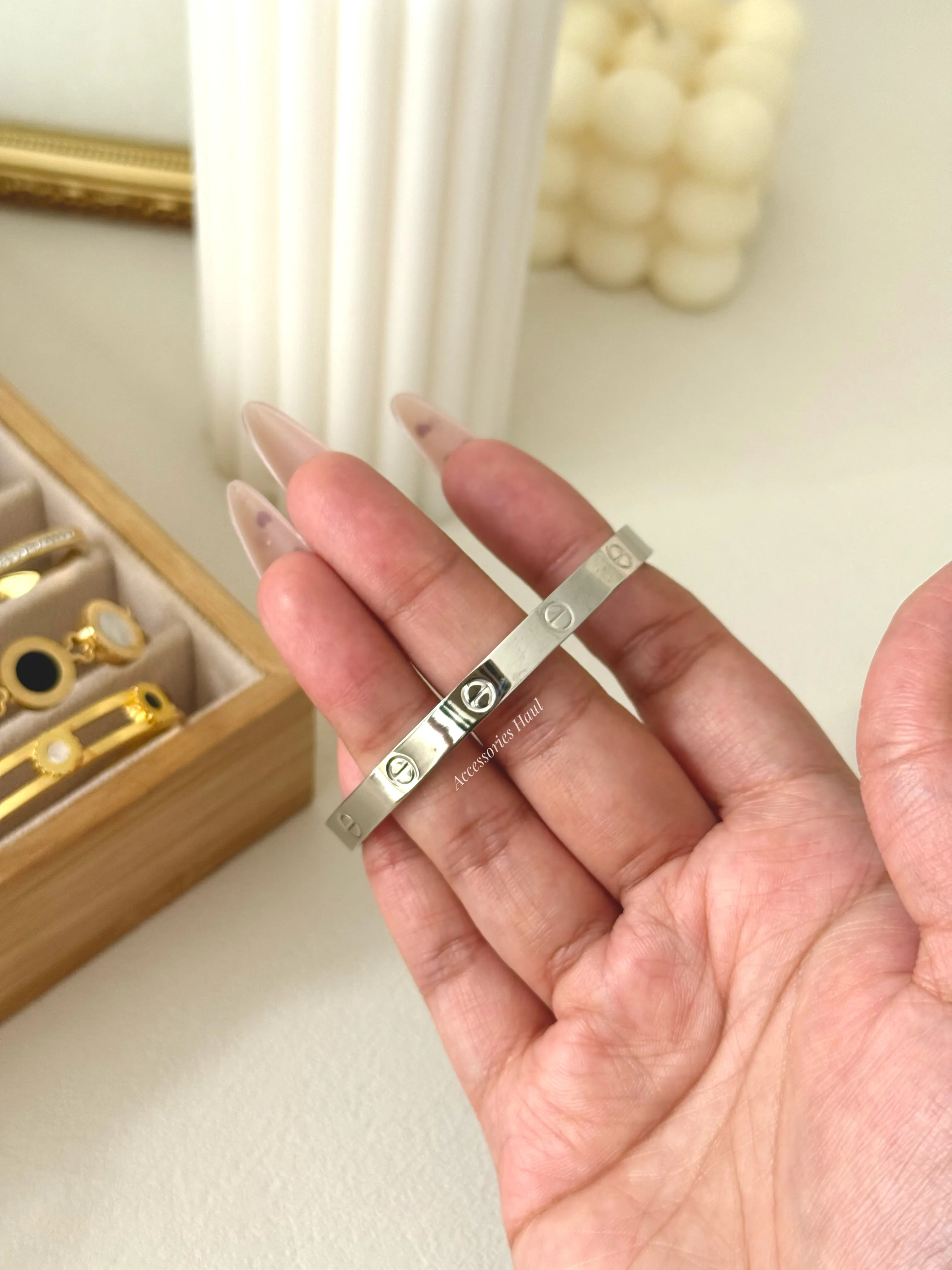 3073 Bangle