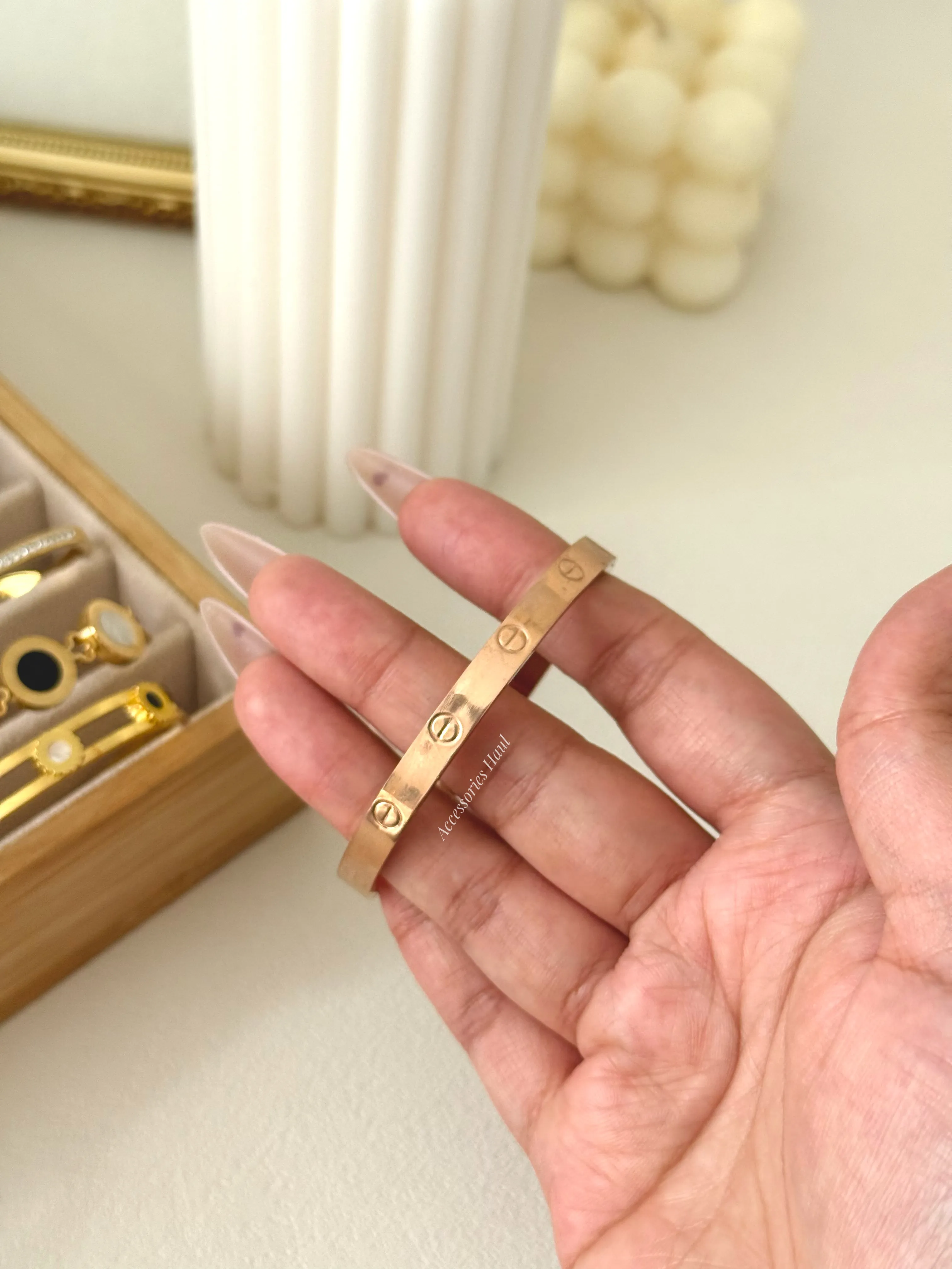 3074 Bangle